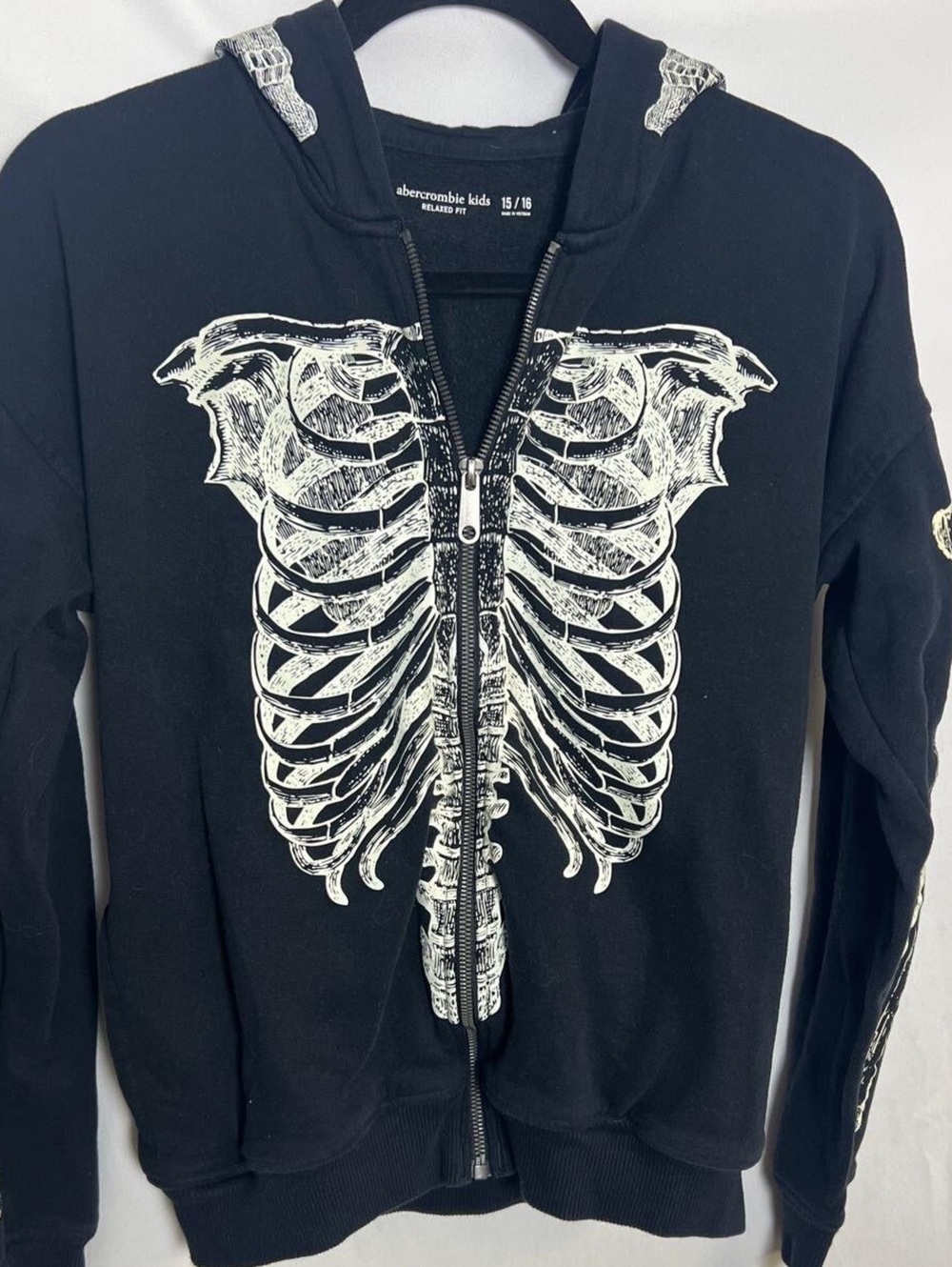 Abercrombie Kids Skeleton Print Zip-Up Hoodie Black 15/16 - Picture 2 of 9